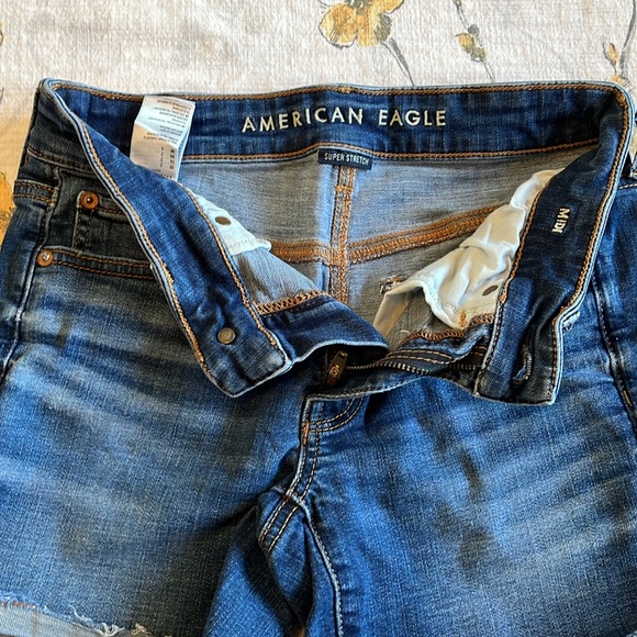 American Eagle Super Stretch Midi Jeans Size 2 - Picture 3 of 3